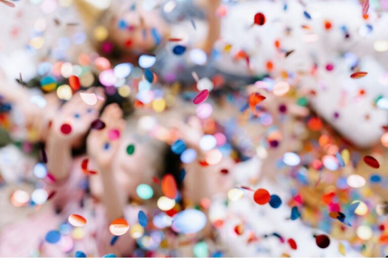Close-up van kleurrijke confetti